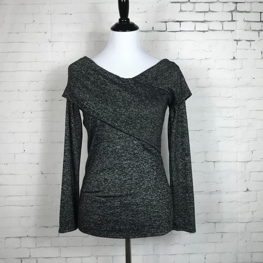 𝅺LOVE Culture Off The Shoulder Knit Top